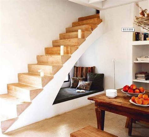 枇杷樹 樓梯下收納設計